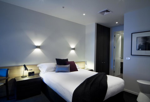 Tyrian Serviced Apartments Fitzroy - Holiday Sunshine Coast 5