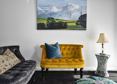 Daylesford Art Motel - Sunshine Coast Tourism 5