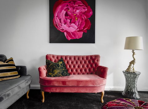 Daylesford Art Motel - Sunshine Coast Tourism 1
