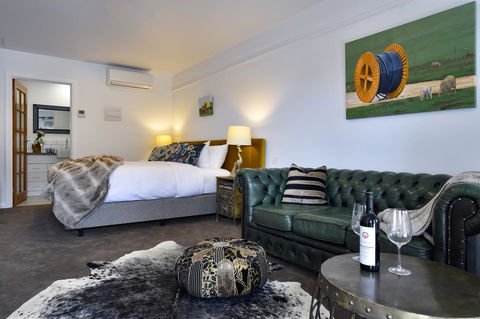 Daylesford Art Motel - Sunshine Coast Tourism 6