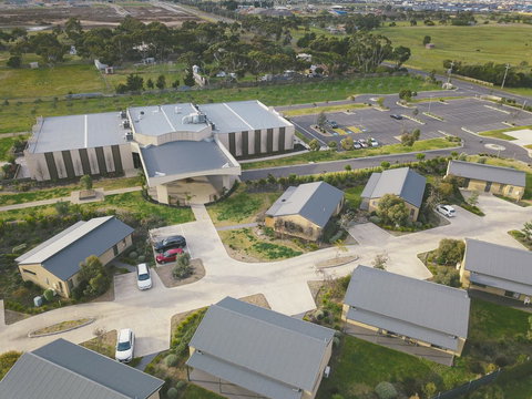 Quality Hotel Point Cook - Sunshine Coast Tourism 24