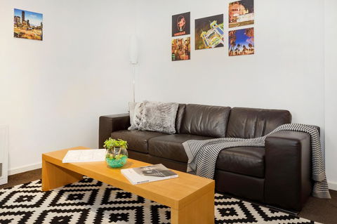 Melbourne Villa - Holiday Sunshine Coast 3
