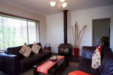 Healesville Apartments - Sunshine Coast Tourism 6