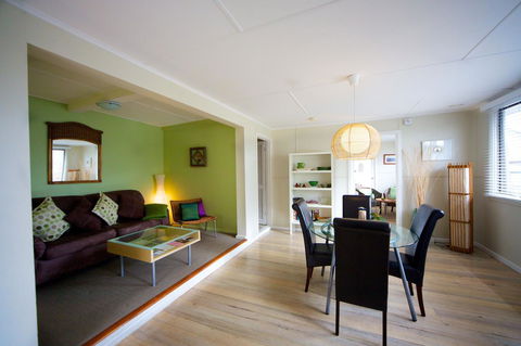 Healesville Apartments - Sunshine Coast Tourism 25