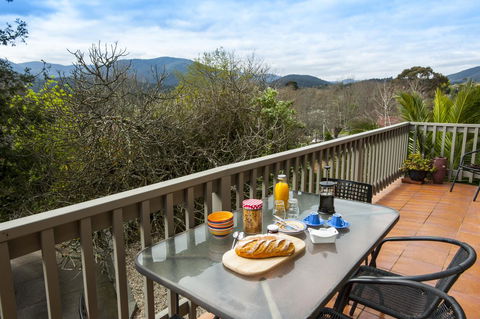 Healesville Apartments - Sunshine Coast Tourism 0