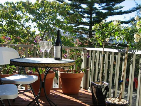 Healesville Apartments - Sunshine Coast Tourism 14