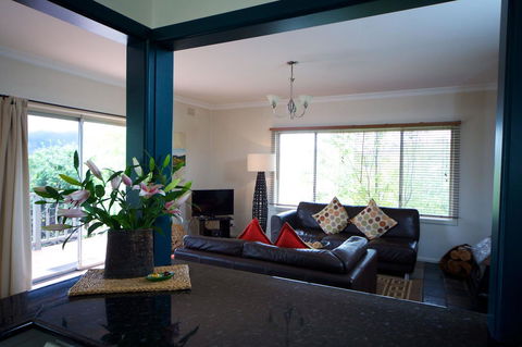 Healesville Apartments - Sunshine Coast Tourism 2