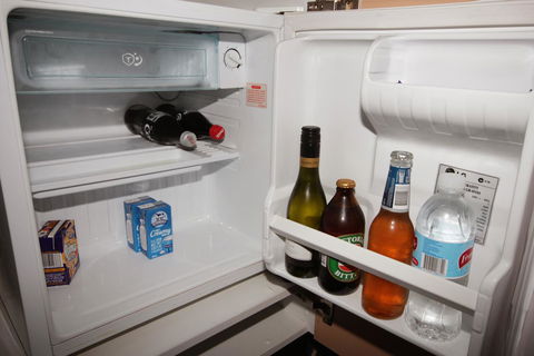 Mitchell River Tavern - Sunshine Coast Tourism 10