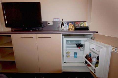 Mitchell River Tavern - Sunshine Coast Tourism 23