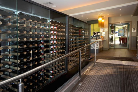 Mitchell River Tavern - Sunshine Coast Tourism 3