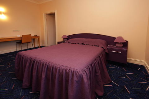 Mitchell River Tavern - Sunshine Coast Tourism 22