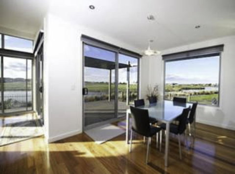 19 Glen Eagles Close - Sunshine Coast Tourism 1