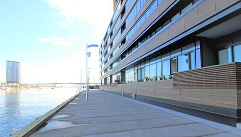 Auzzie Apartments Docklands, Melbourne - Holiday Sunshine Coast 14