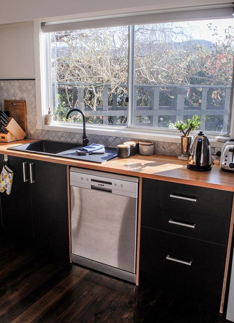 Bed Of Roses - Sunshine Coast Tourism 12