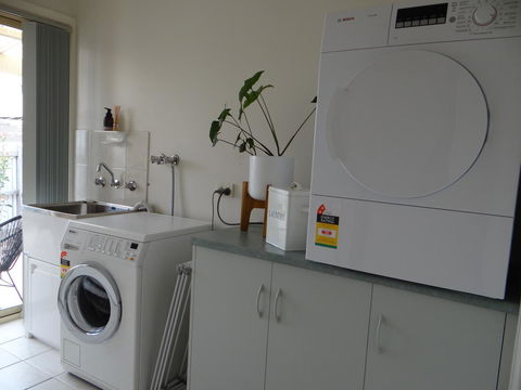 Horsham Central Stay - Holiday Sunshine Coast 8