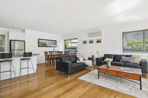 Bask At The Glade - Rejuvenate Stays - Sunshine Coast Tourism 1
