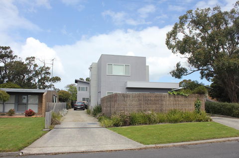 Bask At The Glade - Rejuvenate Stays - Sunshine Coast Tourism 17