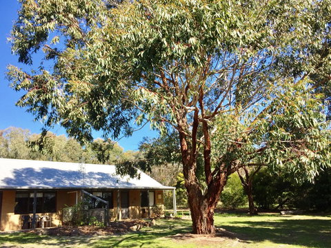 Grampians Pomonal Cottages - Sunshine Coast Tourism 0