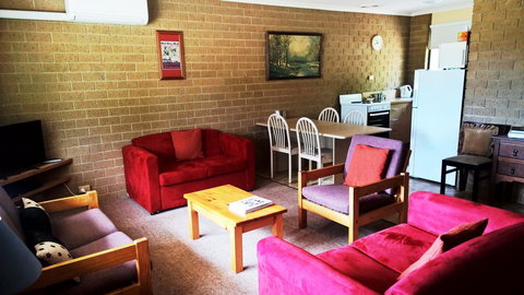 Grampians Pomonal Cottages - Sunshine Coast Tourism 3