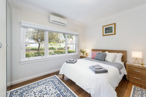 Hillside House - Sunshine Coast Tourism 6