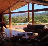 Kangaroo Manor - Holiday Sunshine Coast