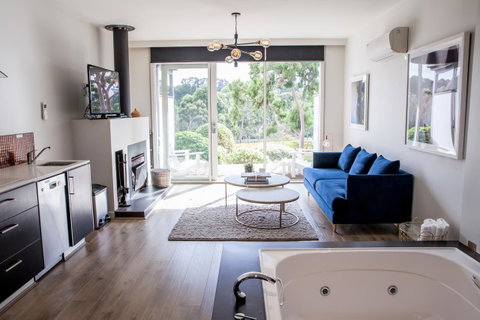 Polperro Villas - Sunshine Coast Tourism 4
