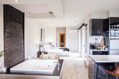 Polperro Villas - Sunshine Coast Tourism 8