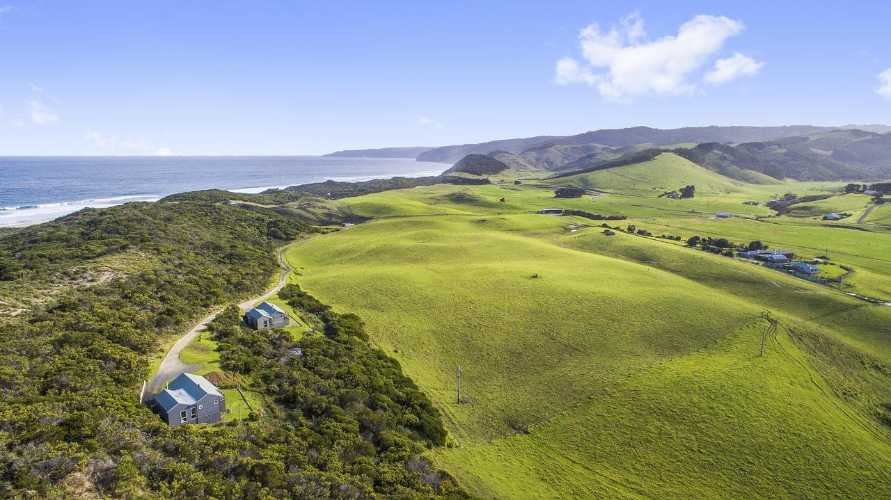 Johanna VIC Holiday Sunshine Coast