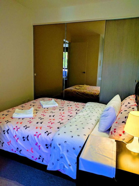 Camberwell Burke Road Apartment - Sunshine Coast Tourism 4