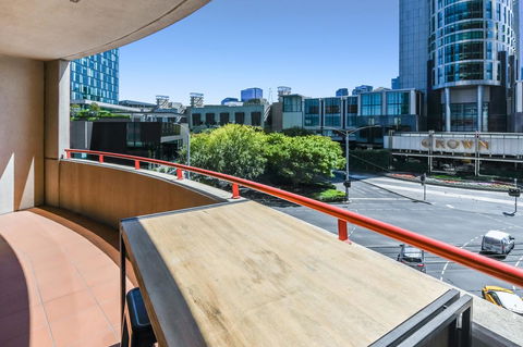Southbank Tower Apartments - Sunshine Coast Tourism 5