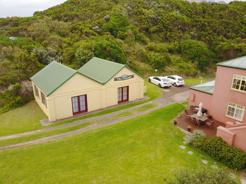 Cape Bridgewater Seaview Lodge - Sunshine Coast Tourism 1