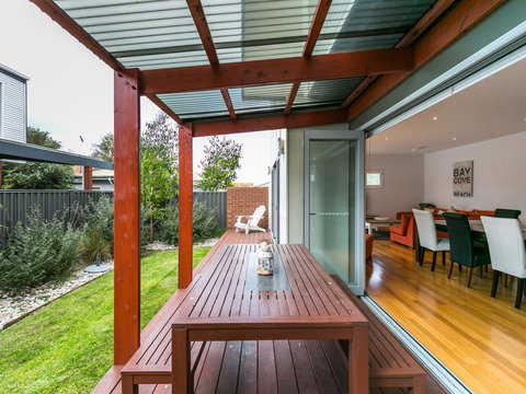 Torquay Timeout - Sunshine Coast Tourism 6