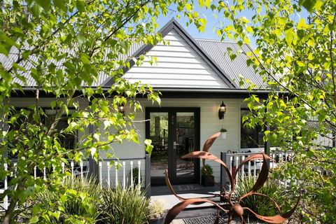 Cottage 4A - Sunshine Coast Tourism 1