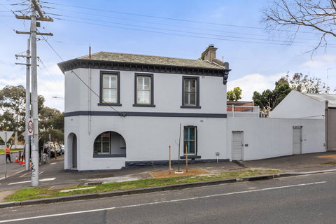 Work Sleep Live Melbourne - Holiday Sunshine Coast 19