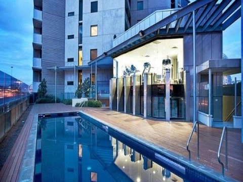 Dockland Kings Lucky 805 - Sunshine Coast Tourism 22