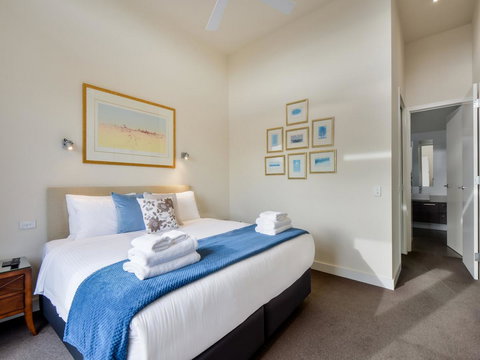 Boutique Stays - Maple On Kent - Holiday Sunshine Coast 9