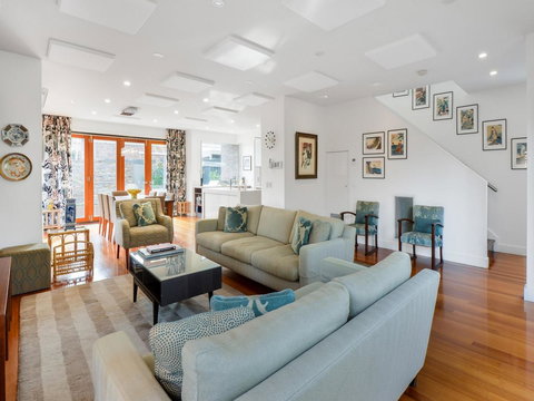 Boutique Stays - Maple On Kent - Holiday Sunshine Coast 1