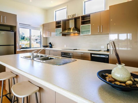 Saltwater Breeze Retreat - Sunshine Coast Tourism 10