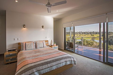 Saltwater Breeze Retreat - Sunshine Coast Tourism 15