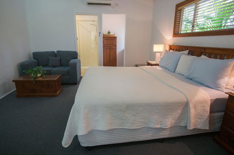 Debbie\'s Place - Sunshine Coast Tourism 21