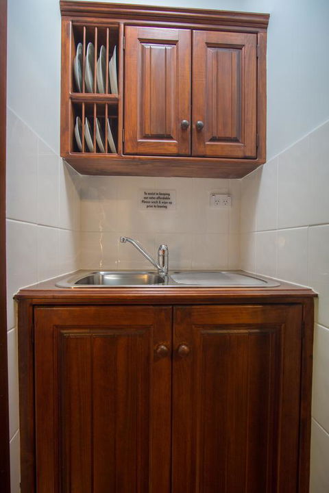 Debbie\'s Place - Sunshine Coast Tourism 36