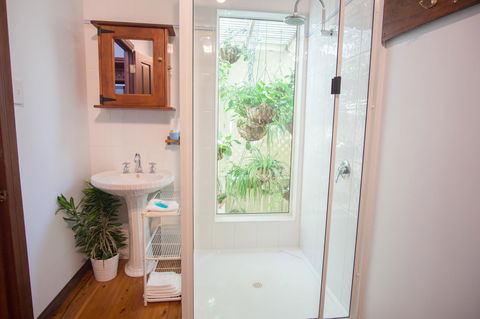 Debbie\'s Place - Sunshine Coast Tourism 34