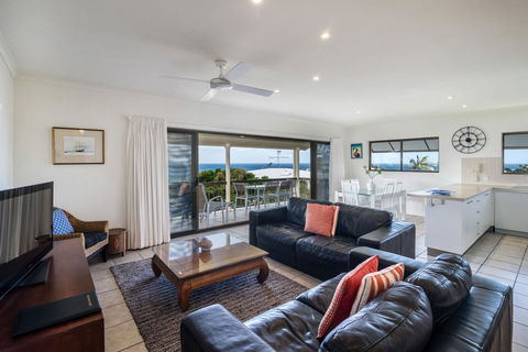 Sunseeker Holiday Apartments - Holiday Sunshine Coast 22