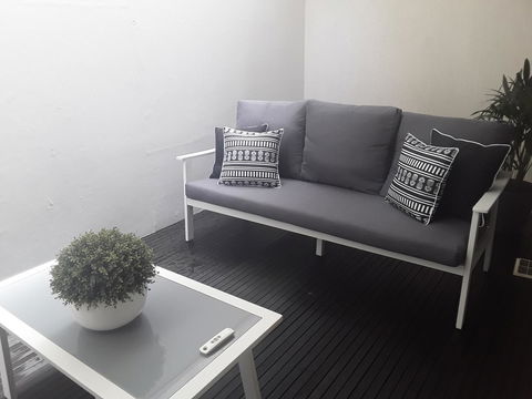 Sunseeker Holiday Apartments - Holiday Sunshine Coast 11