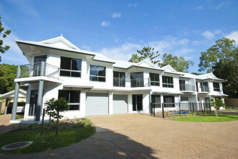 Woodville Beach Townhouse 6 - Sunshine Coast Tourism 6