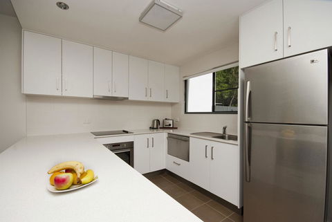 Woodville Beach Townhouse 6 - Sunshine Coast Tourism 3