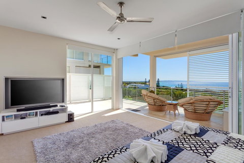 Apartment Dees Retreat - Sunshine Coast Tourism 8