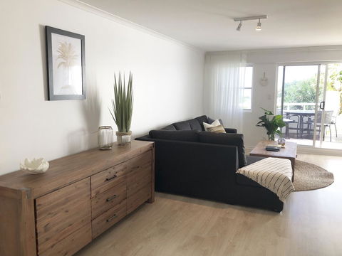 Sunshine Beach Luxe Apartment - Sunshine Coast Tourism 23