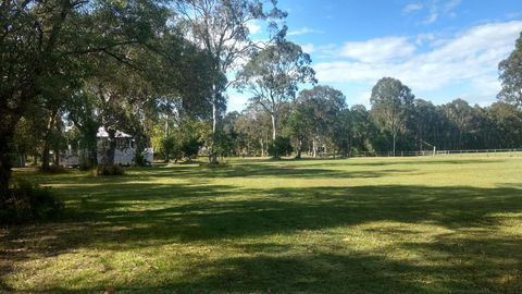 Lake Weyba Noosa Lodge & Kangaroos - Holiday Sunshine Coast 32