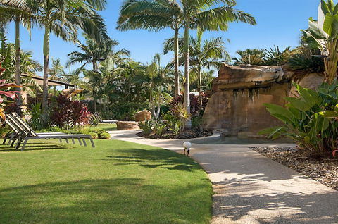 The Mirage Resort Alexandra Headland - Sunshine Coast Tourism 3